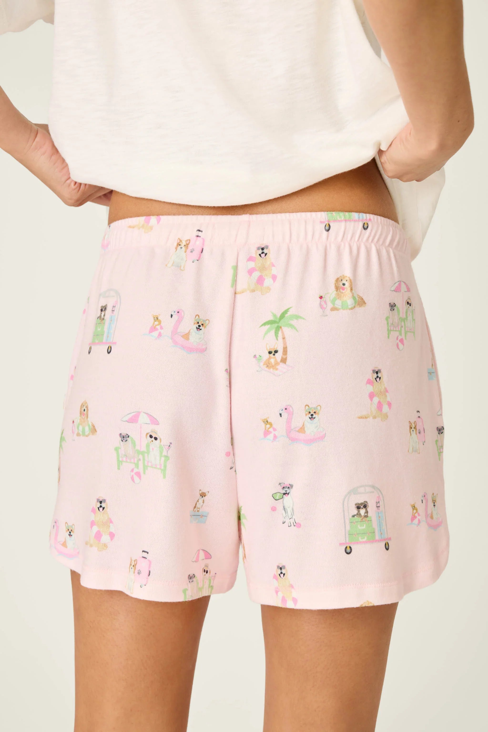 PJ Salvage Pupcation Palms Shorts Stil