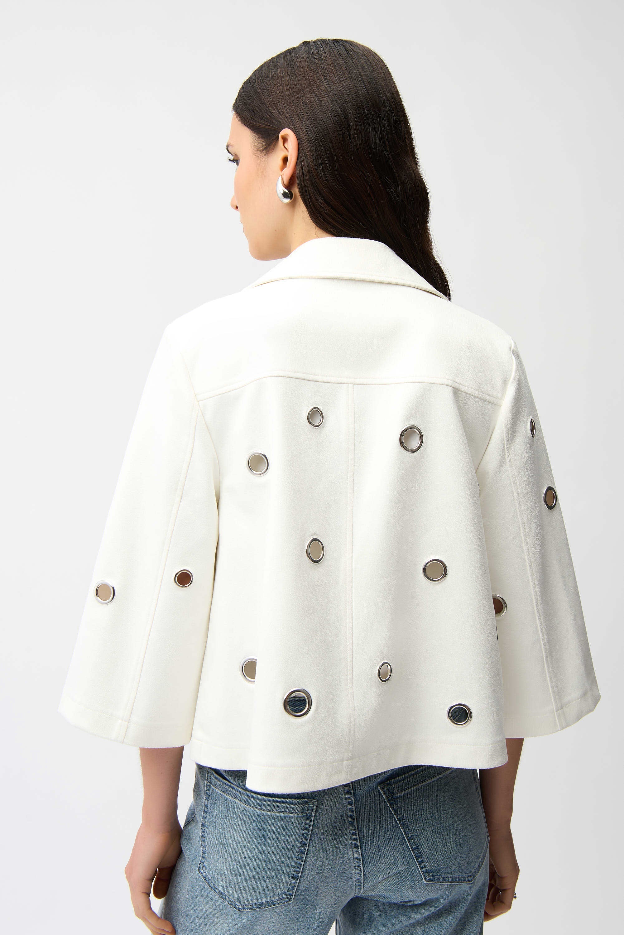 Joseph Ribkoff veredelte Faux Suede Swing Jacke mit Grommets Style 261905 - Vanilla