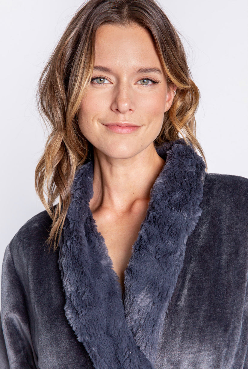 PJ Salvage Take it Easy Luxuriös Plush Robe Style RELPR - Kohle