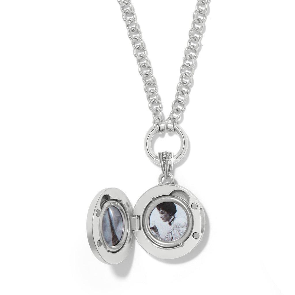 Brighton Reverie Emblem Locket Halskette Style JM0161